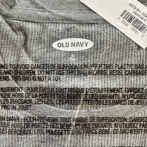 Old navy thermal tee shirt small tall